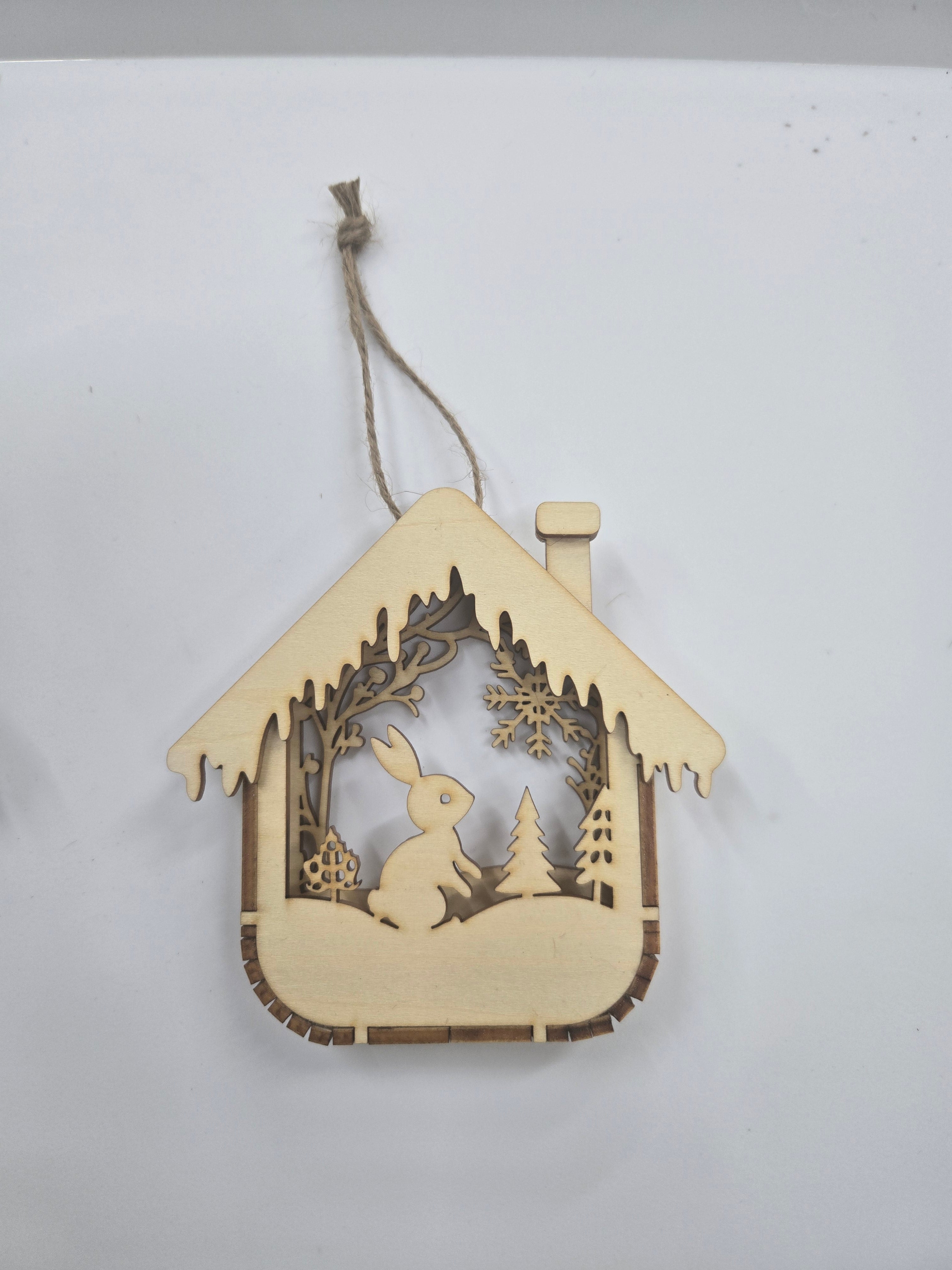 Small 3D Box Christmas Ornament

L x W x H = 4in x 3/4in x 4in