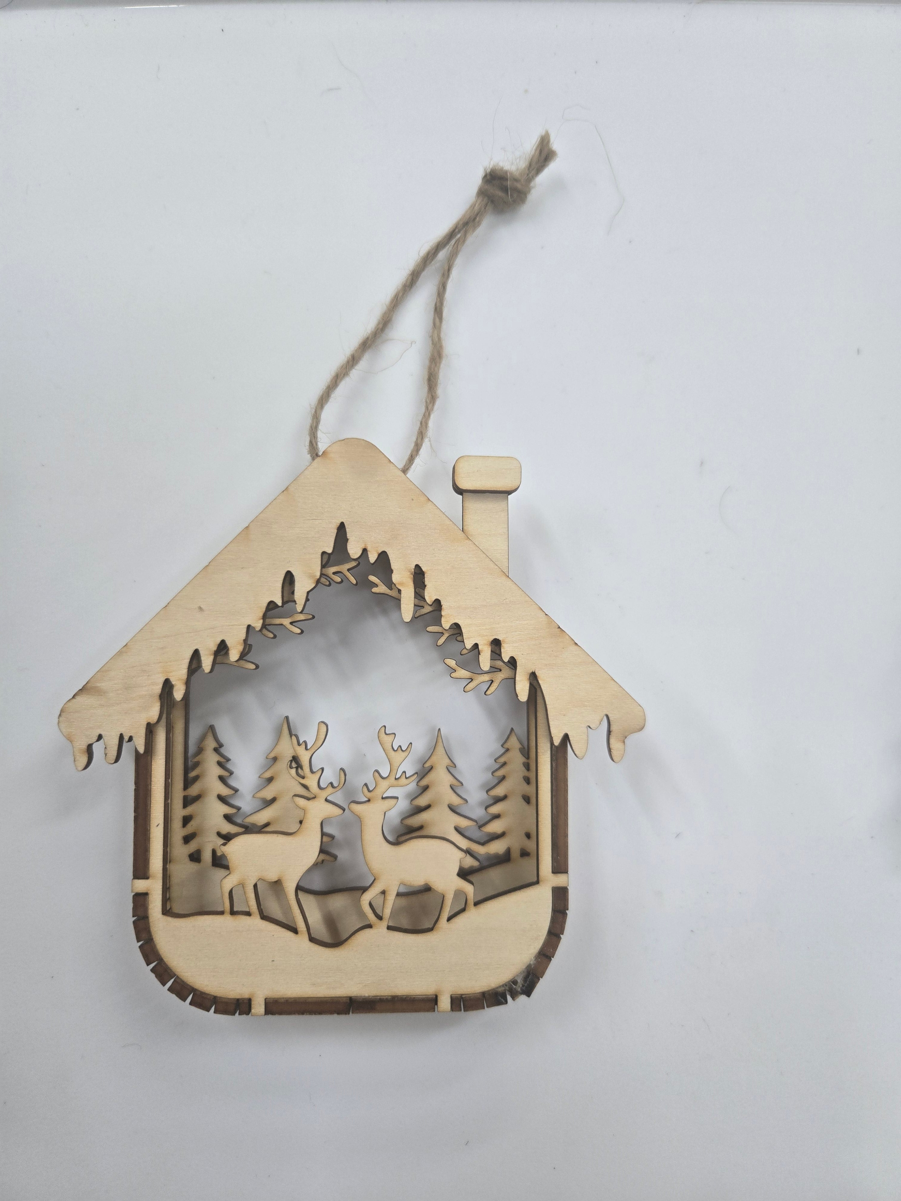Small 3D Box Christmas Ornament

L x W x H = 4in x 3/4in x 4in