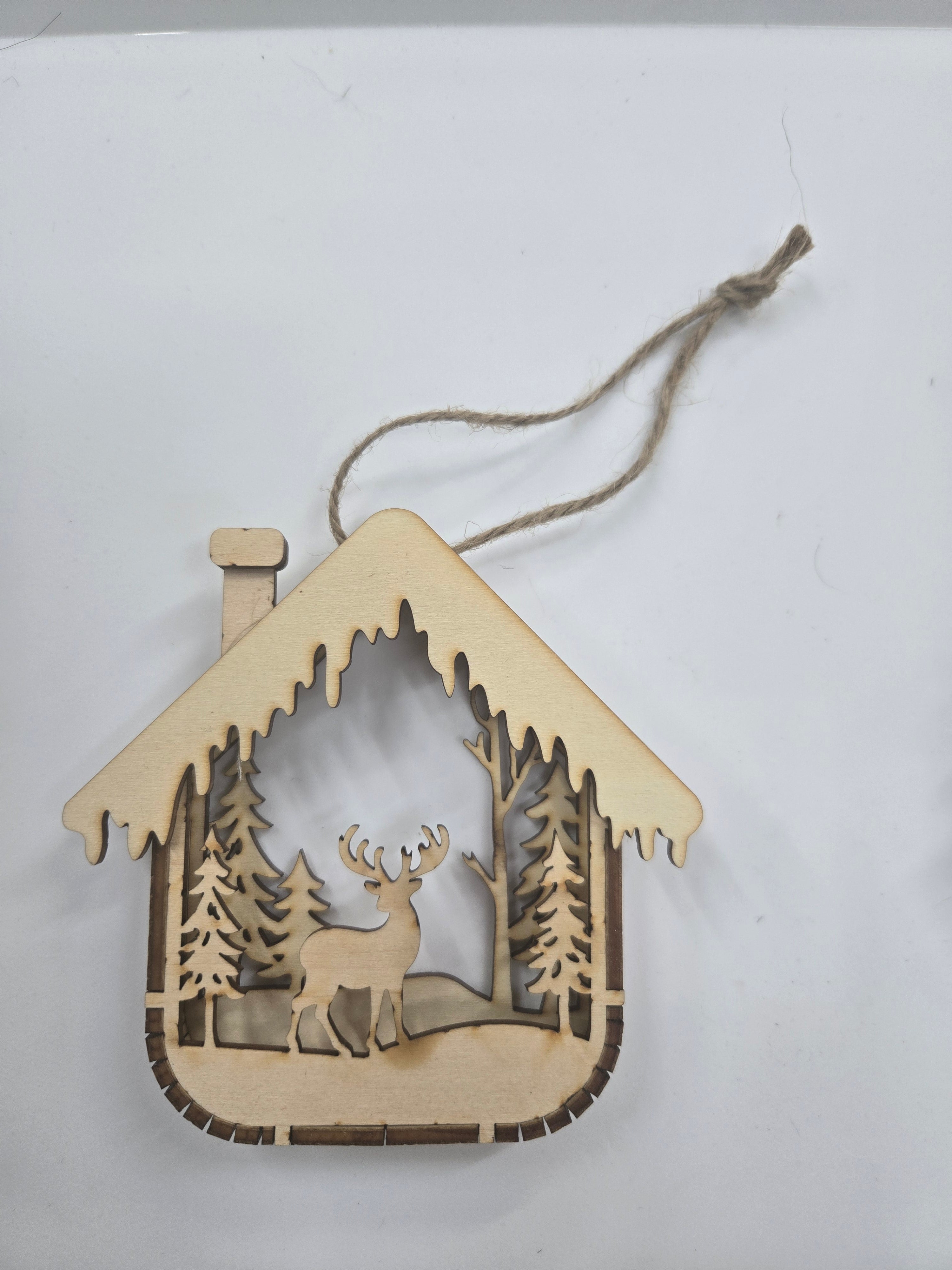 Small 3D Box Christmas Ornament

L x W x H = 4in x 3/4in x 4in