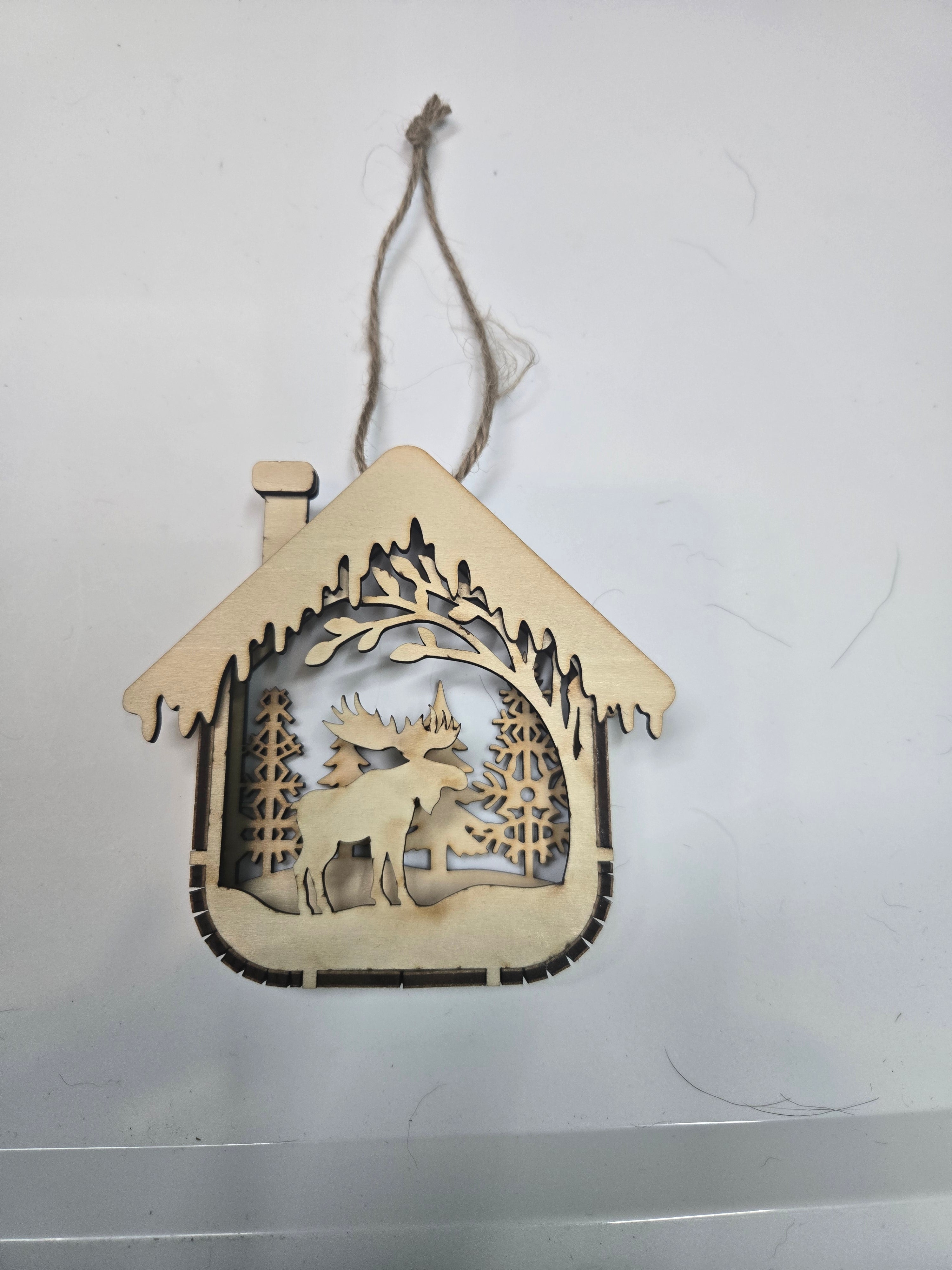 Small 3D Box Christmas Ornament

L x W x H = 4in x 3/4in x 4in