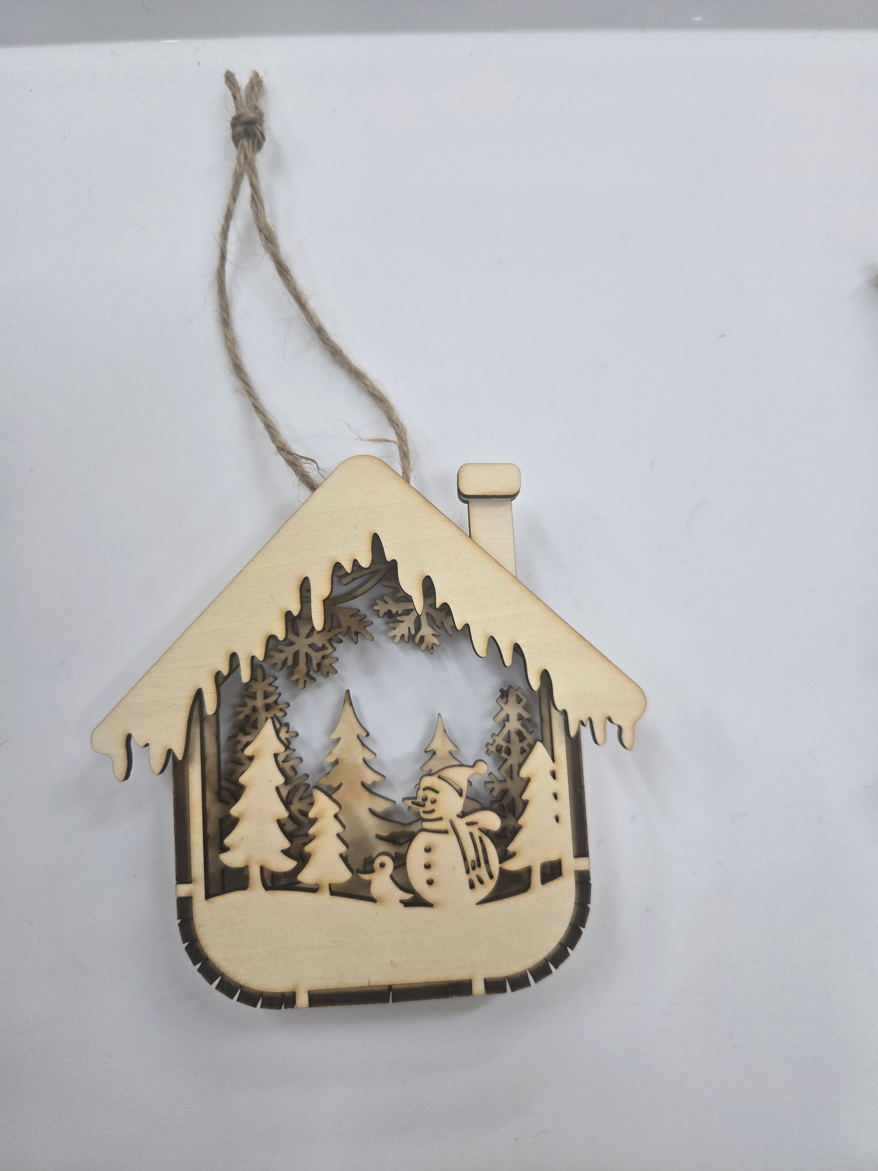 Small 3D Box Christmas Ornament

L x W x H = 4in x 3/4in x 4in