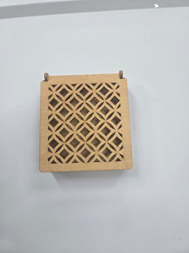 Precision laser-cut wooden Square Summer Oak Stain jewelry or candy box