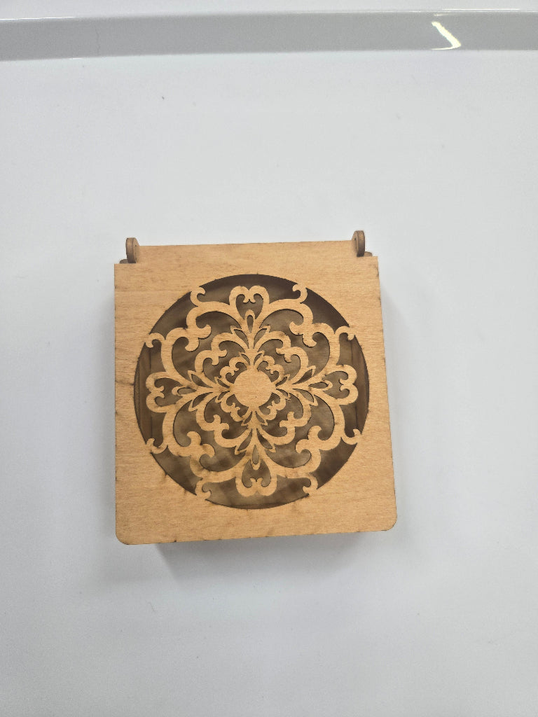 Precision laser-cut wooden Round Summer Oak Stain jewelry or candy box